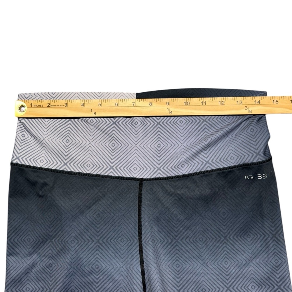 AR-33 Alpha High-waist Gray Geometric Ombré Leggings Womens Large Workout Yoga - Picture 5 of 9
